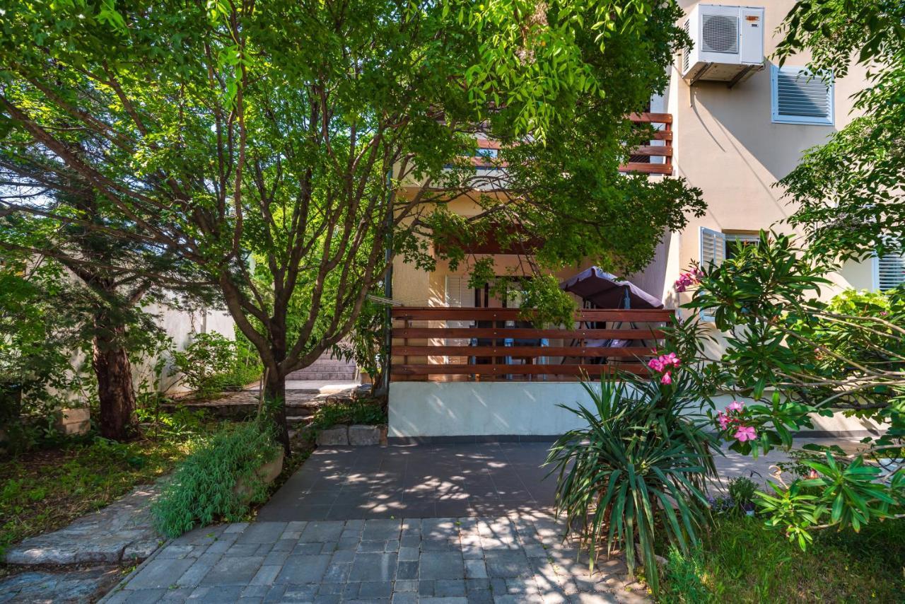 Vacation House Anna Karlobag Ngoại thất bức ảnh