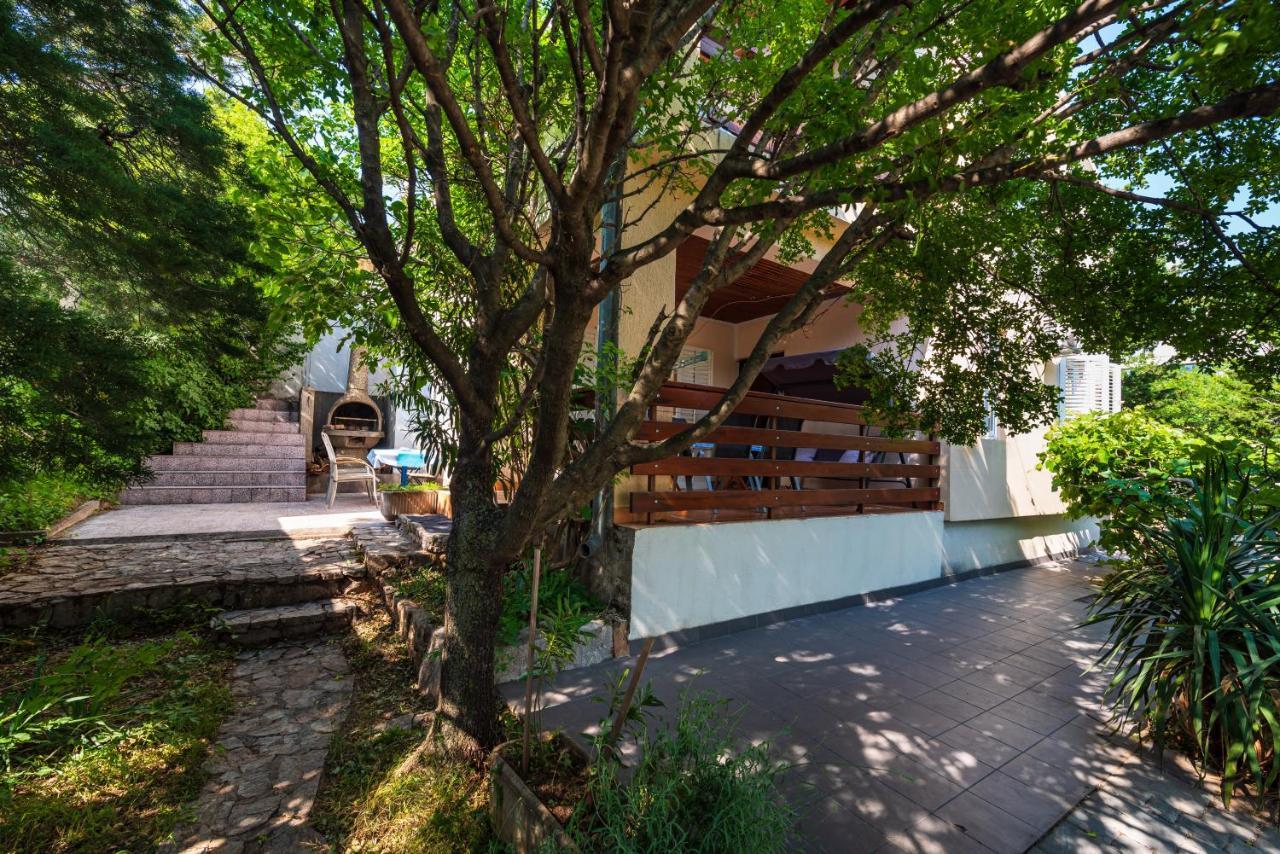 Vacation House Anna Karlobag Ngoại thất bức ảnh