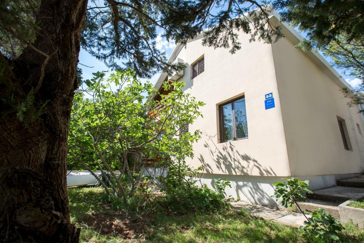 Vacation House Anna Karlobag Ngoại thất bức ảnh