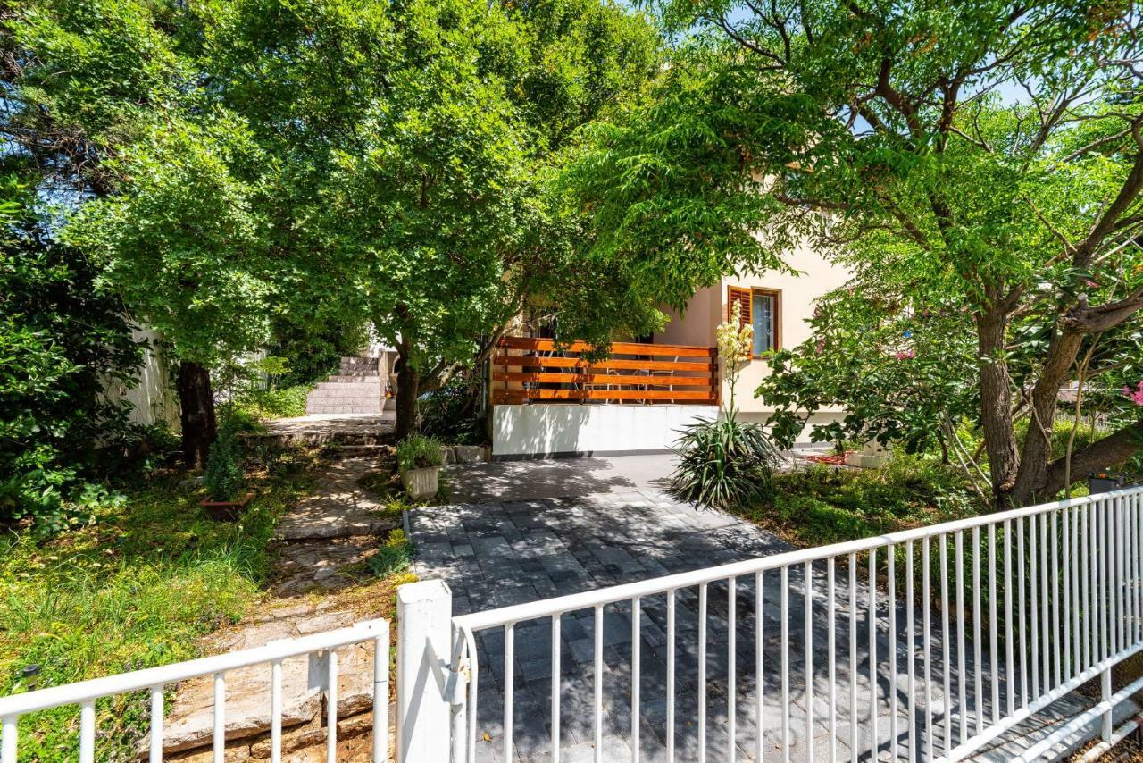 Vacation House Anna Karlobag Ngoại thất bức ảnh