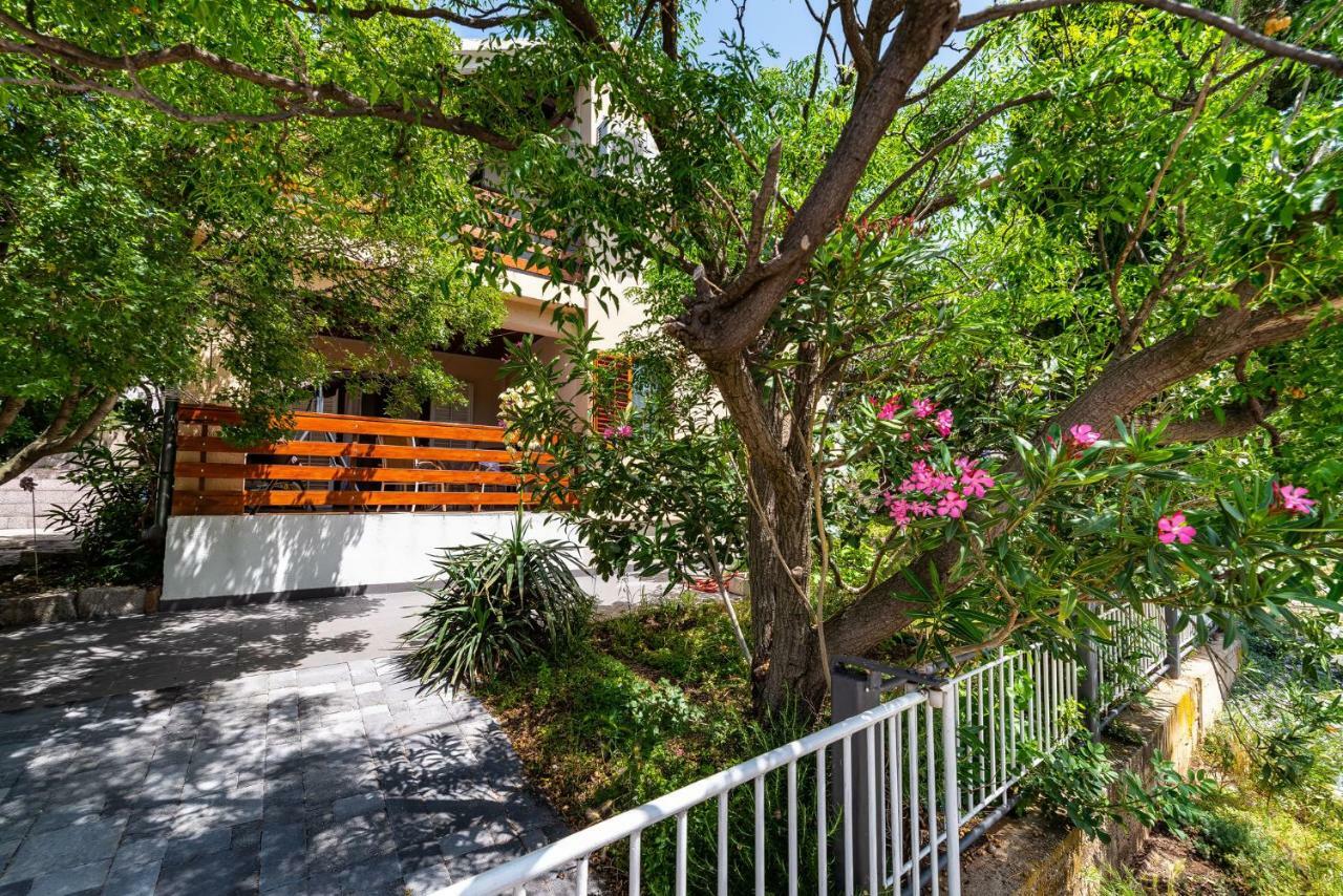 Vacation House Anna Karlobag Ngoại thất bức ảnh