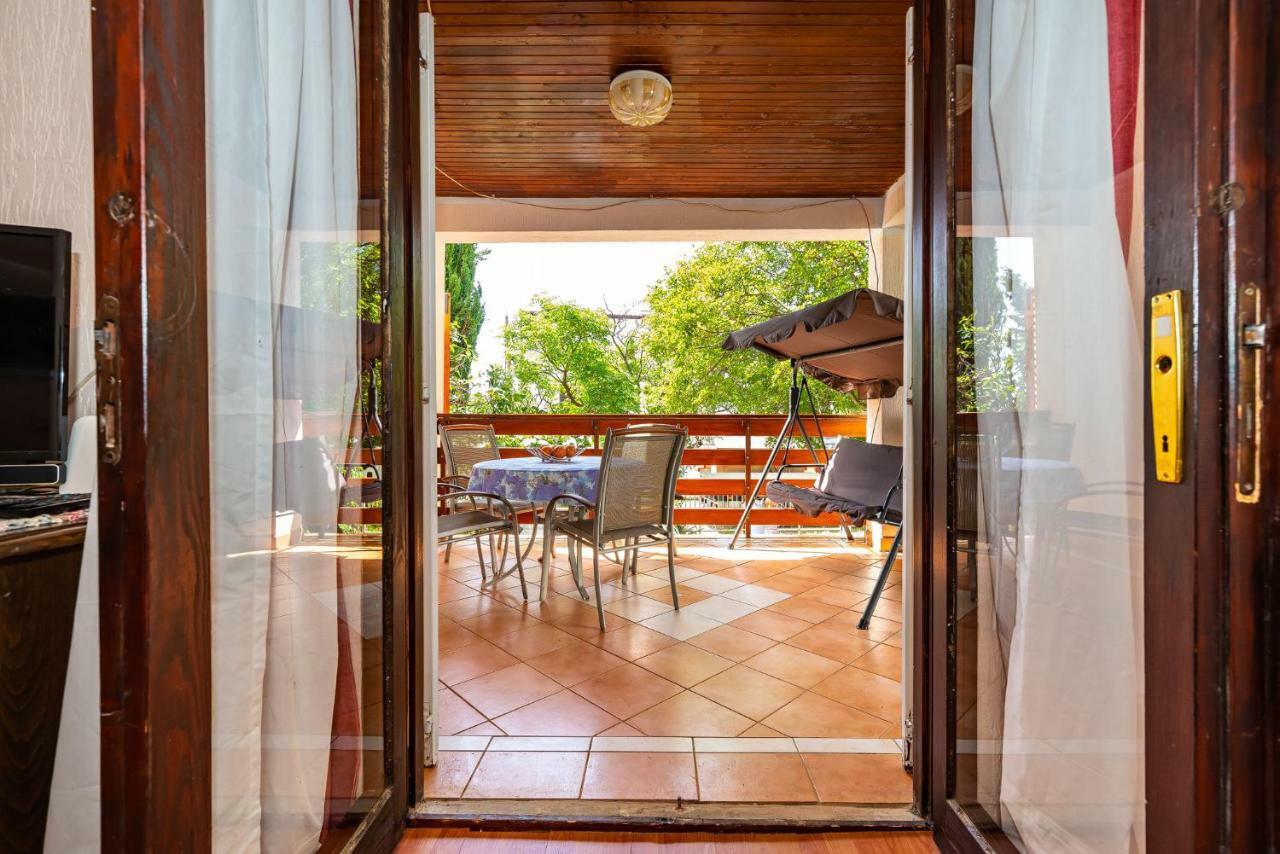 Vacation House Anna Karlobag Ngoại thất bức ảnh